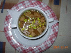 チェコの家庭料理ガーリックスープ